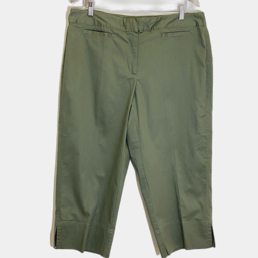 J.H. Collectibles - Stretch Cropped/Capri Olive Green Pants - size 16 W (NWT)